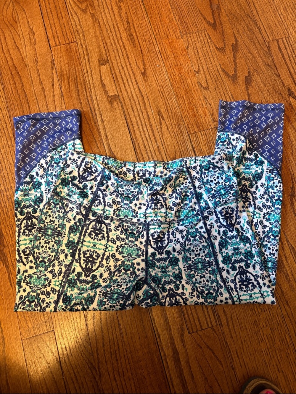 Apana Blue and Teal Patterned Crop Leggings